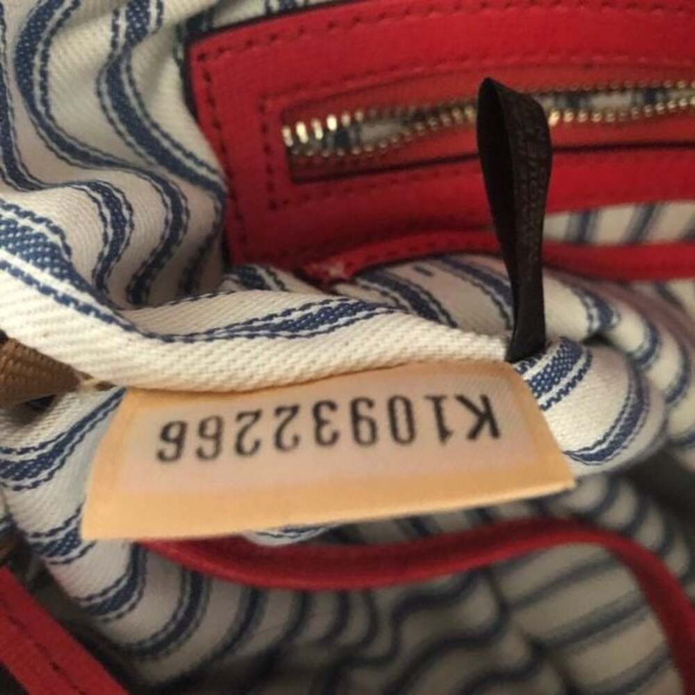 Dooney and Bourke Saffiano Drawstring - Picture 4 of 6